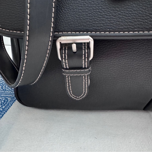 Esprit Vintage Messenger Bag Black Leather Crossbody Briefcase Commuter Gift - Picture 3 of 15